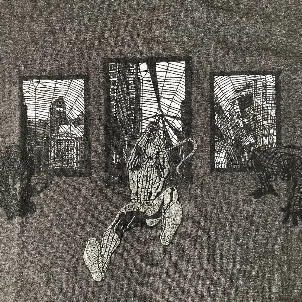 Spider-Man T-Shirt - Picture 2 of 5